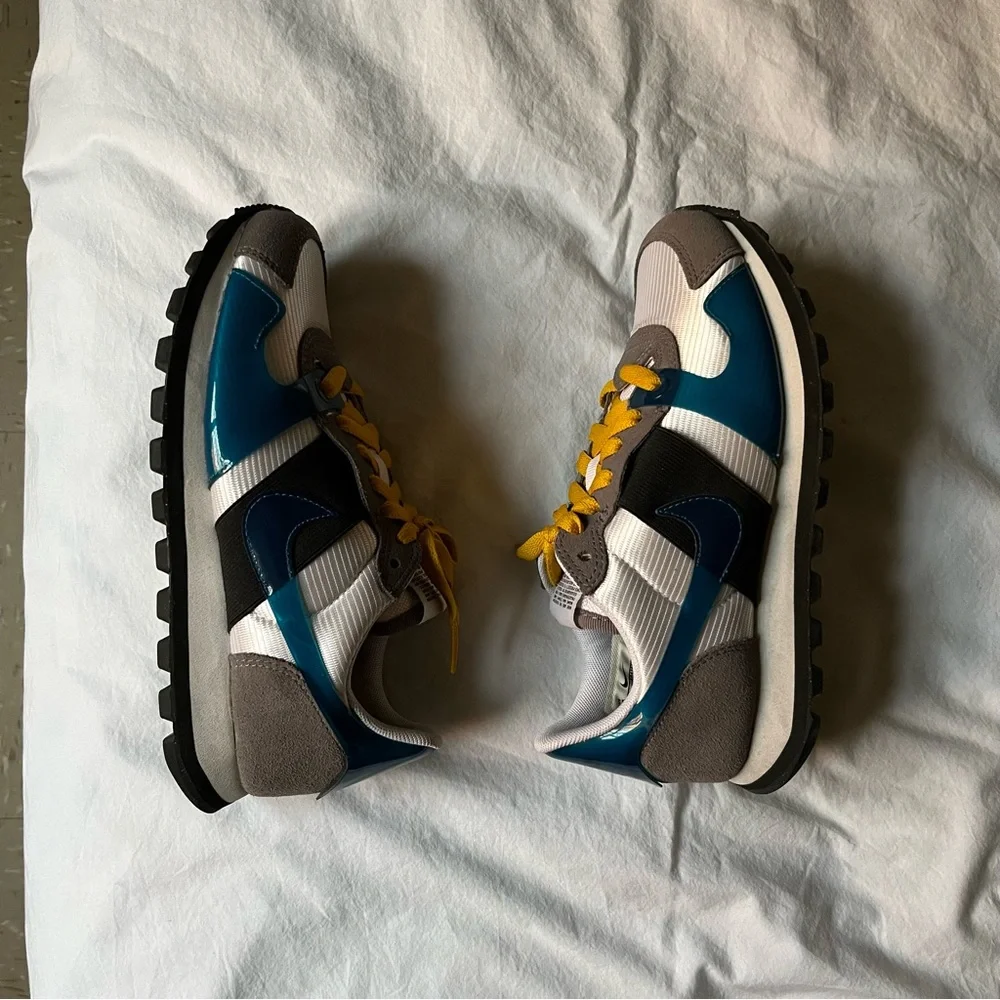 Nike V- Love O.X. - Picture 5 of 7